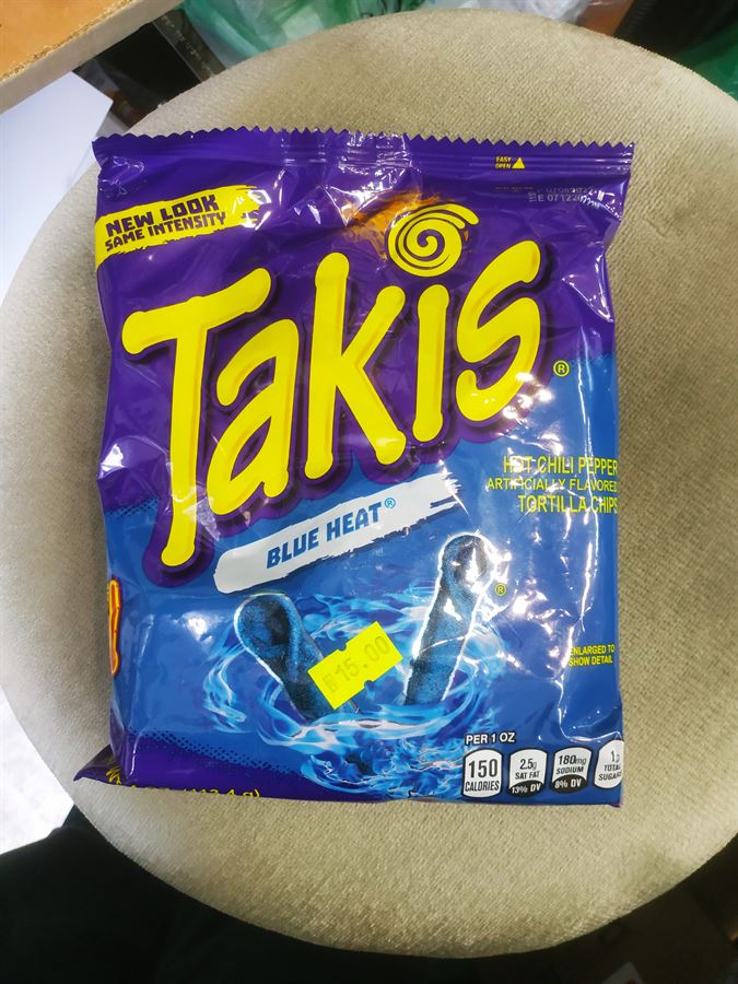 חטיף טאקיס כחול Takis